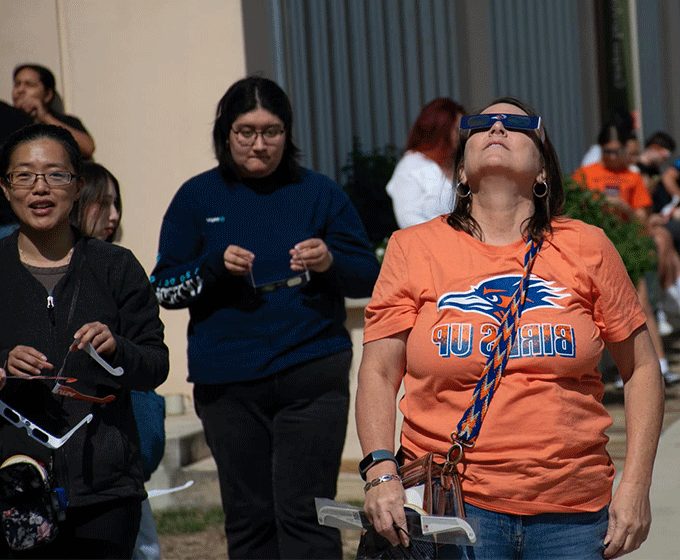 Students to enjoy up-close view of eclipse at <a href='http://rvcb.ngskmc-eis.net/'>在线博彩</a> Main Campus